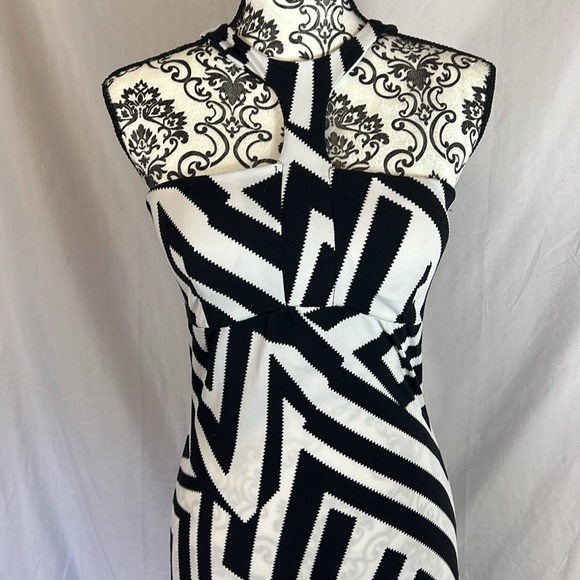 Akira black and white full length dress - Picture 5 of 7